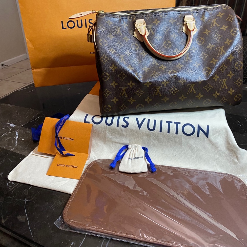 Brand New Authentic Louis Vuitton Speedy 35 Bag